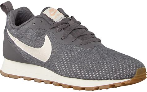 grijze nike sneakers md runner 2 dames|Nike Md Runner 2 online kopen .